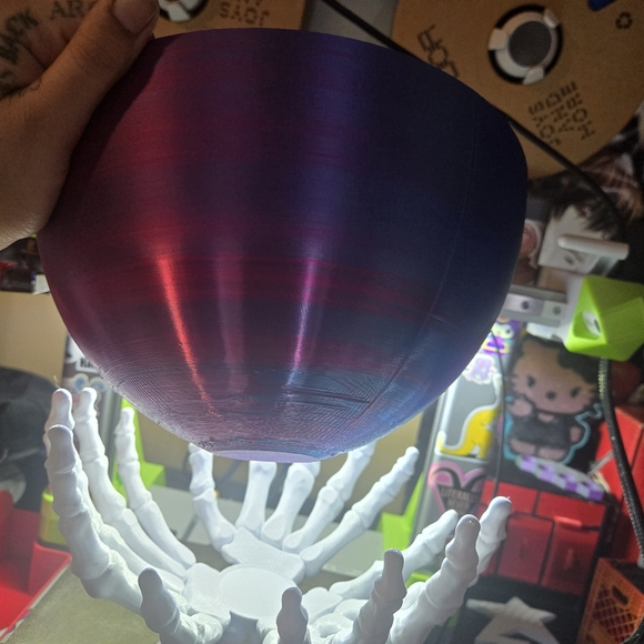 Skeleton hand Halloween candy bowl - Picture 6 of 9